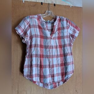 Casual Plaid Short-Sleeve Tunic in Coral and White